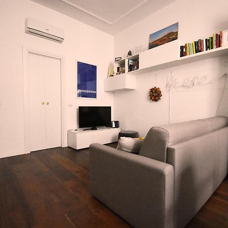 Apartamento Corte Del 6 - Cozy Modern Flat Milán Exterior foto